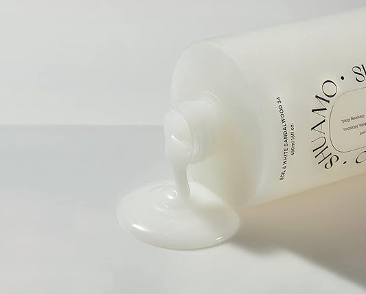 Natural Pet Shampoo – Moisturizing & Gentle Wash with 8 Plant Extracts, EWG Green Certified, Sulfate-Free, Paraben-Free, Refreshing Woody Scent 480ml