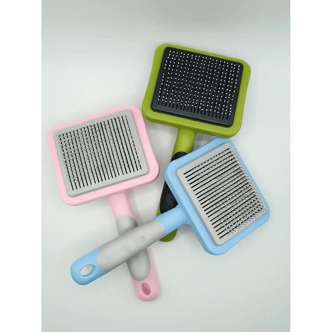 IOO Grooming Brush For Cat And Dog, Self Cleaning Slicker Brushes For Pet, Pet Grooming Brush Can Gently Removes Loose Undercoat, Mats Tangled Hair Slicker Brush for Pet Massage Cleaning (green)