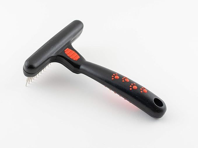 RYAN'S PET SUPPLIES Paw Brothers Magic Spring Undercoat Rake for Dogs, Professional Grade Grooming Tool, Stainless Steel Pins, Removes Tangles and Mats, Comfort Grip, 4.5 in.