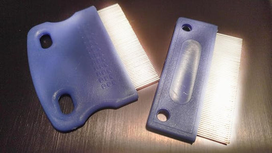 Tear Stain Remover Combs for Dogs, Gently and Effectively Removes Crust, Mucus, and Stains