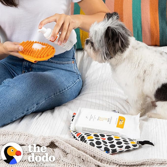 The Dodo All-in-One Dog Grooming Kit, Includes No Rinse Bath Foam, Wipes, and Wet/Dry Brush; Vegan, Cruelty-Free and Contains no DEA, MEA, SLS or Parabens