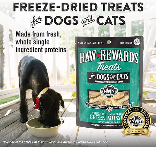 Northwest Naturals Raw Rewards Freeze-Dried Green Lipped Mussel Treats for Dogs and Cats - Bite-Sized Pieces - Healthy, 1 Ingredient, Human Grade Pet Food, All Natural - 2 Oz (Pack of 1)