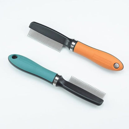 Combs for Grooming The Fur of Cats and Dogs, Available In A Variety of Colors. (Sparsity,Malachite green)