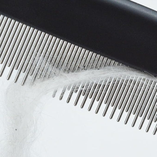 Combs for Grooming The Fur of Cats and Dogs, Available In A Variety of Colors. (Sparsity,Malachite green)