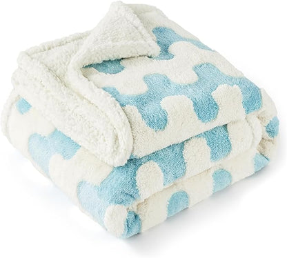 Lesure Waterproof Dog Blanket for Medium Dogs - Washable Double Sided Dog Blankets with Warm Jacquard Shag and Soft Sherpa Fleece, Pet Cat Blanket for Couch Protection, 3D Textured Wave, Blue