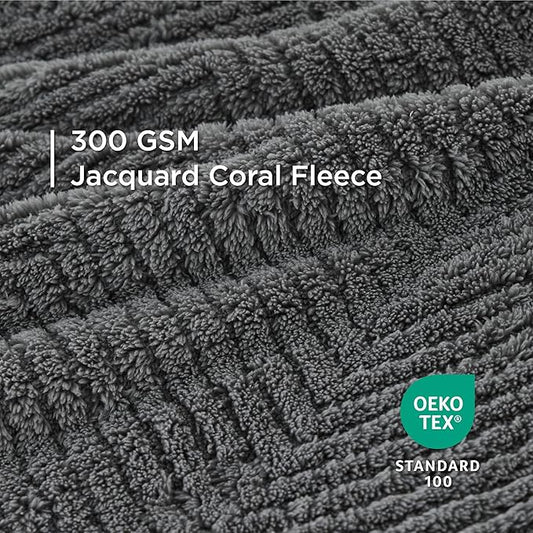 Bedsure 1 Pack 2 Dog Blankets for Small Dogs - 2pcs Washable Soft Fluffy Puppy Blanket with Premium 300GSM Coral Fleece, Cozy Cat Blankets for Indoor Cats, Fuzzy Pet Blanket for Kitten Doggy, Grey